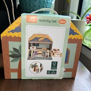 New Zookabee wooden nativity set for children 15 wooden pieces stable 18 months+